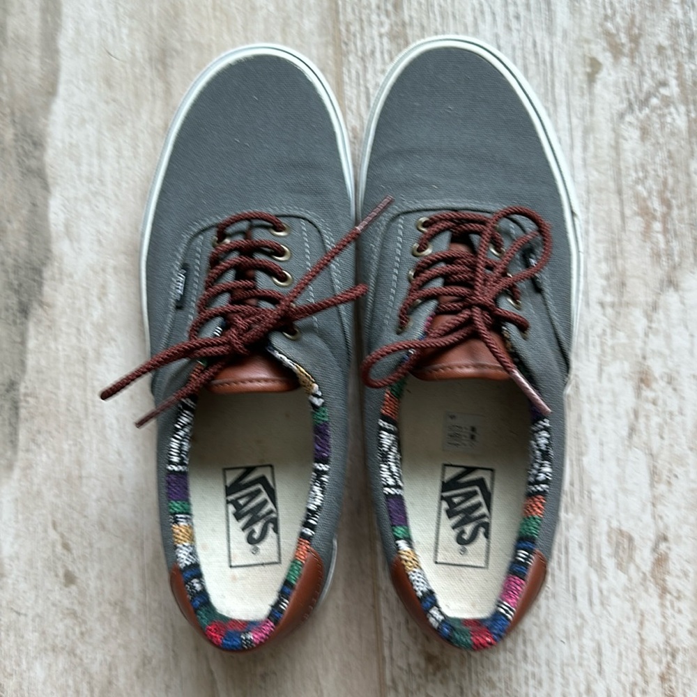 Vans Shoes (Style 721461)